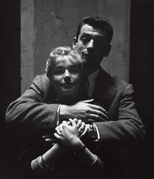 006-simone-signoret-and-yves-montand-theredlist